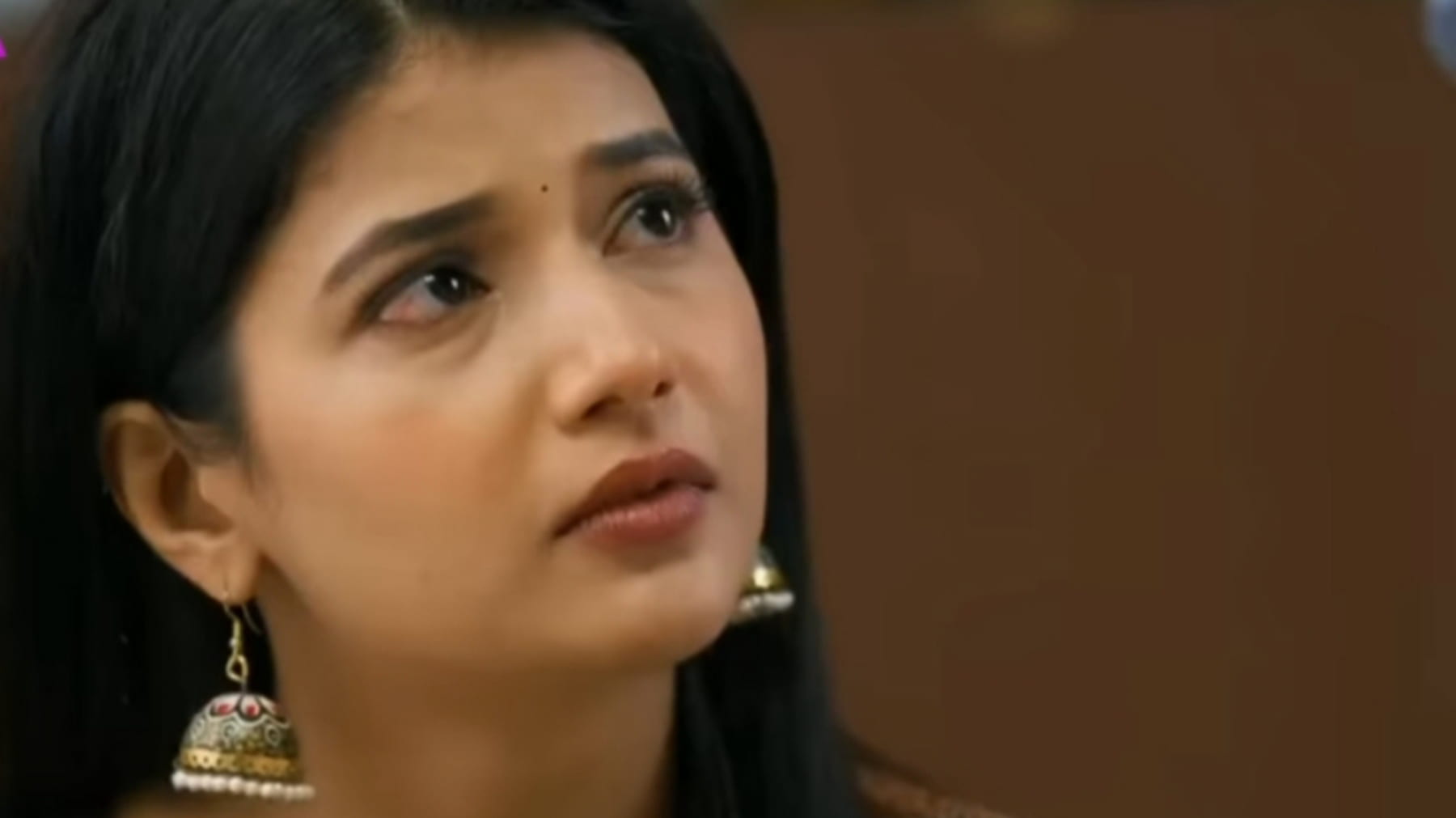 Yeh Rishta Kya Kehlata Hai written update, Abhira and Armaan emotional moment, Mayra real daughter twist scene