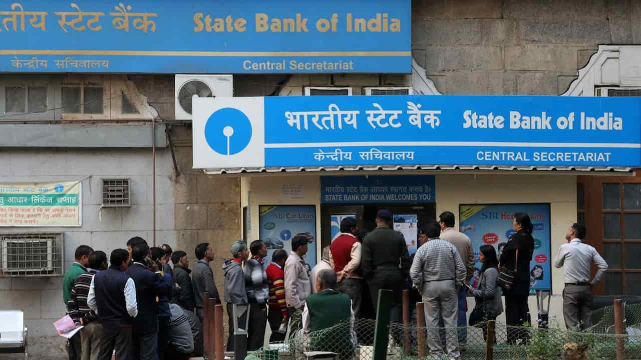 State Bank of India Junior Associate Recruitment 2025 notification with 6,589 vacancies, eligibility, salary details and online application last date